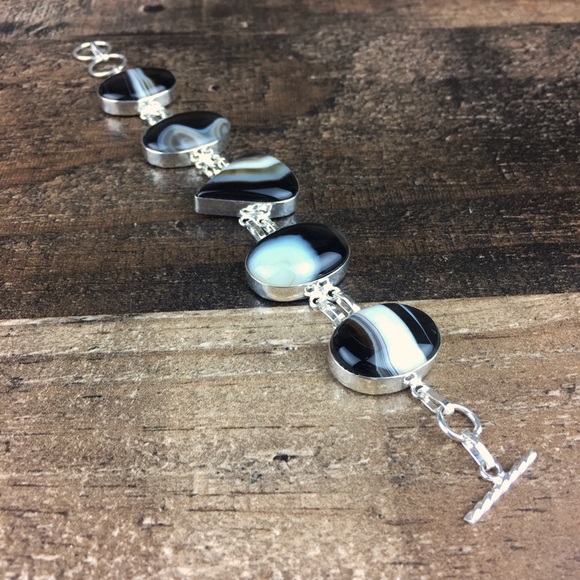 Banded Black Botswana Agate Stone Toggle Bracelet - Picture 4 of 8